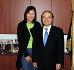 오 명 건국대 총장, 미 LPGA우승 서희경 선수 격려