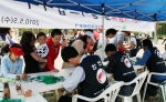 한국전력 어린이날 ‘미아예방 캠페인’을 펼치고 있는 모습
