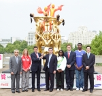 5월 26일 오전 (현지시간) 영국 런던 소재 퀸 엘리자베스 홀에서 삼성전자를 비롯한 '2012 런던 올림픽 성화봉송 후원사'가 발표되었다.(왼쪽부터 산제이 구하