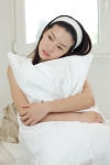 피곤해하는 마이뷰티다이어리 모델사진