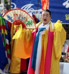 “남산골 한옥마을 단오 축제를 즐기세요”