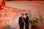 켄 리(Ken Lee) DHL 익스프레스 홍콩 대표이사가 최고특송기업상을 수상하고 있다.