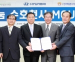 현대차는 7일(수) 계동사옥에서 현대차 신영동 국내영업본부장, 어린이재단 김원진 회장직무대행, 후원회장 최불암씨, 한국백혈병소아암협회 천진욱 사무총장 및 관계자 50여명이 참석한 