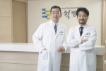 왼쪽부터 장상범 대표원장(분당척병원), 김동윤 대표원장(서울척병원)