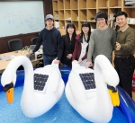 왼쪽부터 장근석, 장혜리, 안형근 교수, 윤명애, 김우중 학생