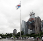 2011 DMZ 생태띠잇기 행사 개최…폭우속에서도 생태띠를 놓지 않다