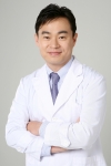 키스유성형외과 안면윤곽성형전문의 최봉균 원장