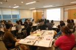 한국본사 GrapeSEED 트레이닝센터에서 토들러 프로그램 출시안내에 관한 교육을 하고 있다.