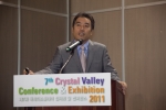 CVCE2011 컨퍼런스에서 디스플레이업계 최고 리서치 기관인 디스플레이 뱅크 유종찬 부사장이 '디스플레이산업 경쟁력 강화방안'이라는 주제로 강연을 하고 있다.