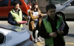 동명대학교의 사랑의 국, 반찬 독거 어르신 전달 봉사장면1