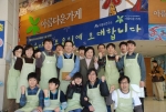 글로벌 종합보안 기업인 안철수연구소가 오는 17일 아름다운 가게 분당 이매점에서 나눔과 재활용이라는 주제로 자선 바자 캠페인 ‘아름다운 토요일’ 행사를 개최한다.