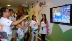 LG전자는 19~21일(현지시각) 리우 카니발 퍼레이드가 열린 리우데자네이루(Rio de Janeiro)시 삼보드로모(Samb?dromo) 경기장 내 7개 VIP 라운지에 대형 시