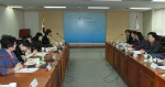 학교폭력 관련 학교안팎의 지원서비스 연계강화를 위한 청소년상담사 간담회에 참석한 김금래여성가족부 장관