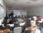 함께하는 사랑밭 배냇저고리 캠페인에 참여한 안산시 미혼모부자 가정. 미혼모가 미혼모에게 사랑을 전하는 특별한 시간이었다.