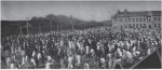 1919년 3월 1일, 시청 앞에 모인 군중들(3·1 운동 당시 스코필드 박사가 찍은 사진)           
출처: 대한적십자회.  The Korean Independence 