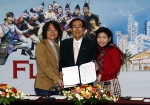 경주세계문화엑스포 조직위원회(위원장 김관용 경북도지사)는 13일 엑스포 브리핑실에서 싱가포르 최대 미디어그룹인 ‘미디어콥(MediaCorp)’과 한국 최고의 공연제작사 ‘페르소나’