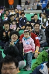 한국 지멘스는 지난 21일 화성종합경기타운 보조경기장에서 ‘한국지멘스 패밀리데이’를 열고 2,700여명의 임직원과 임직원 가족들, 한국 지멘스가 후원하는 아이사랑기금 아동 및 가족