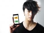 LG전자가 전략 LTE 스마트폰 ‘옵티머스 LTE2’ 광고모델로 배우 정일우씨를 영입했다. LG전자는 정일우씨가 데뷔 이후 여러 장르의 다양한 캐릭터를 완벽하게 소화해 내는 ‘강력