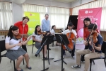 왼쪽부터 바이올리니스트 조르자 플리자니스(Jorja Fleezanis),  첼리스트 티모시 에디(Timothy Eddy), 비올리스트 신연 황(Hsin-Yun Huang)
