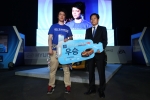 ‘현대자동차컵 FIFA 온라인 2 챔피언십’ 결승전 개최. 27일 여수엑스포 특별무대에서 ‘2012 현대자동차컵 FIFA 온라인 2 챔피언십’의 최종 우승자 (좌측)양진모(25세)