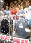 지오지아(ZIOZIA)는 5월 30일, 오는 ‘환경의 날(6월 5일)’을 앞두고 ‘2012년 쿨가이 선발대회’ 본선 진출자들과 함께 ‘쿨가이 더위사냥 이벤트’를 알리는 ‘얼음 속 