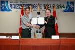 GS리테일은 이달 30일 대전 계룡대에서 육군 관계자들과 전역 군인 창업지원에 관한 양해각서(MOU)를 체결했다.