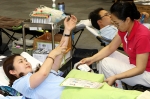 신한은행(www.shinhan.com 은행장 서진원) 본점 및 지점 임직원들은 ‘2012 사랑의 헌혈 운동’을 7월 18일까지 실시한다.