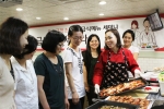 CJ프레시웨이 (대표 박승환)는 18일 서울시 동대문구에 위치한 CJ제일제당센터 3층 조리아카데미에서 서울·경기 지역의 일선 학교 영양사 및 영양교사 40여 명을 대상으로 ‘우수 