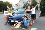 현대자동차는 ‘i30 대학생 아트카(Art Car) 경연대회’의 본선에 참가할 6개 대학을 선정하고 각 팀에 아트카 제작을 위한 i30 모형 차량 6대를 전달했다