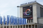 오는 31일 제52회 IFA 2012가 개막되는 베를린 메세(Messe) 삼성전자 전시장 바로 앞에 설치된 삼성전자 광고물이 IFA 개막을 알리고 있다.