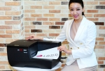 LG전자가 세계최고 속도와 사용자 편의성을 자랑하는 컬러 프린터 마하젯(모델명: LPP6020N) 신제품을 5일 국내 출시했다.  이 제품은 기존 잉크젯과 레이저 인쇄 방식의 장점