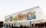 인터파크씨어터(대표 김양선)가 10월 11일 도심 문화 프로젝트 ‘컬처파크’ 사업의 일환으로 한남동 블루스퀘어 북측 외벽 전면에 대형 미술 작품을 설치한다.