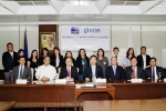 필리핀 DBP 업무협약식 사진 : (좌로부터) KDB산업은행 싱가폴 PF데스크장 송인원, 호세 누네즈(Jose A. Nunez) DBP 이사회의장, 질 부에나벤투라(Gil A. B