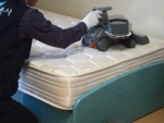 출장 매트리스청소업체인 침대청소박사(http://www.drbedclean.co.kr, ☎1544-0279)는 심층 침대청소기로 가정을 방문해 매트리스, 천 소파, 카펫 등에서 진