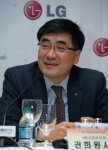 LG전자 권희원 홈엔터테인먼트(HE)사업본부장이 8일(현지시간) 미국 라스베이거스 포시즌 호텔에서 간담회를 갖고 2013년도 사업전략을 밝혔다. 사진은 권희원 사장.