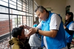 한국스탠다드차타드금융그룹의 해외안과의료봉사단인 ‘아이캠프(Eye Camp)원정대’와 국제실명구호단체인 비전케어가 방글라데시 사바 지역에서 개안수술 및 안과진료 봉사활동을 실시했다.
