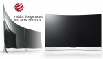 ‘2013 레드닷 디자인상(2013 reddot design award)’에서 ‘대상(Best of Best)’을 수상한 LG전자의 곡면 올레드 TV.