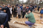 군산대학교 박물관은 22일(금) 군산대학교 캠퍼스 내 마한 무덤군 발굴현장에서 설명회를 개최했다.