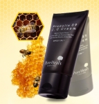 천연 내추럴 전문 브랜드 퓨어힐스(www.pureheals.com)에서 스킨케어와 메이크업을 동시에 해결할 수 있는 멀티 CC크림 ‘프로폴리스 39 CC크림(40g_25,000원)