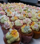 477회 로또 1등 당첨자가 1등 당첨번호를 제공해준 회사 임직원들에게 보은의 선물로 전달한 머핀.