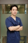 신데렐라성형외과 이치호 원장