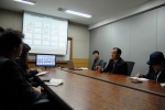세창 디자인팀과 미팅중인 신상영 교수