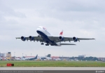 영국항공에 인도된 A380 1호기 이륙 모습