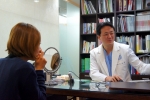 청년 탈모 치료에 관해 털드림 모발이식 센터 원장이자 피부과 전문의 류효섭 원장의 견해를 들어본다.