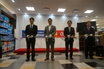 사진왼쪽부터 제비오 본사 마케팅 이사 키하라 세이고우, 롯데마트 의류잡화 박영식 부문장, 제비오 코리아 송인호 공동대표, 네이처 리퍼블릭 황호균 부회장