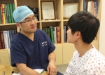 안면윤곽과 양악수술을 선택하는 남자들이 늘고 있다.