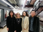 왼쪽부터 설인숙 한국문화재단 이사장, 드렉셀대학교 패션 학부장 Roberta H. Grube, 김혜순 한복 명장, 이원광 한국문화재단 디렉터가 기념 사진을 찍고 있다