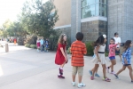샌디에고에 있는 라호야 컨트리 데이스쿨 La Jolla Country Day School 학생들 모습
