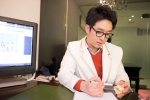 화이트치과 김행철 대표원장