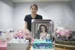 김연아팬 승냥이연합은 김연아의 25세 생일 맞아 바보의나눔에 11,265,781원을 기부했다.